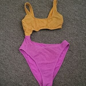 Wild Fable Yellow and Pink